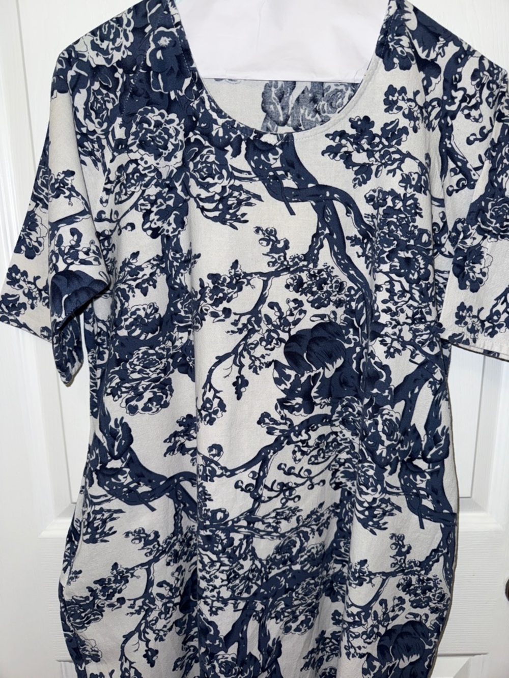 Navy Floral Print Midi Dress - Classic Scoop Neck - Picture 2 of 4